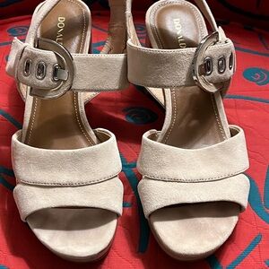 Donald J. Pliner Kayta Platform Women's Tan Sandals with Silver Buckle 8.5M